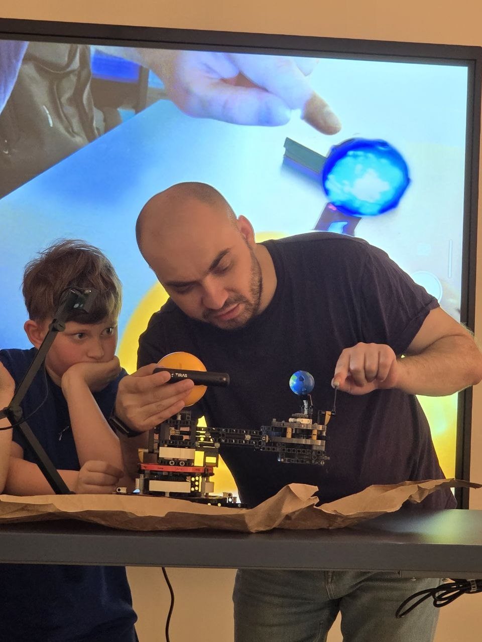 STEM-заняття: модель Сонячної системи